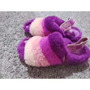 UGG Women's Fluffy Purple and Pink Slippers